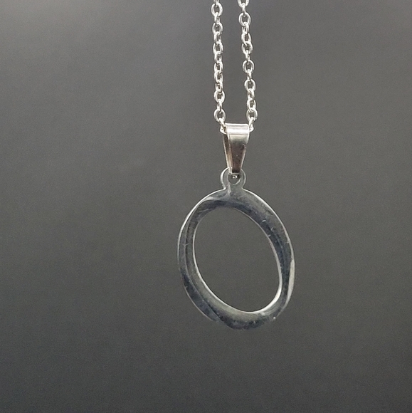 Silver Mean Girls Inspired Letter Necklace. Letter O. - Picture 6 of 7